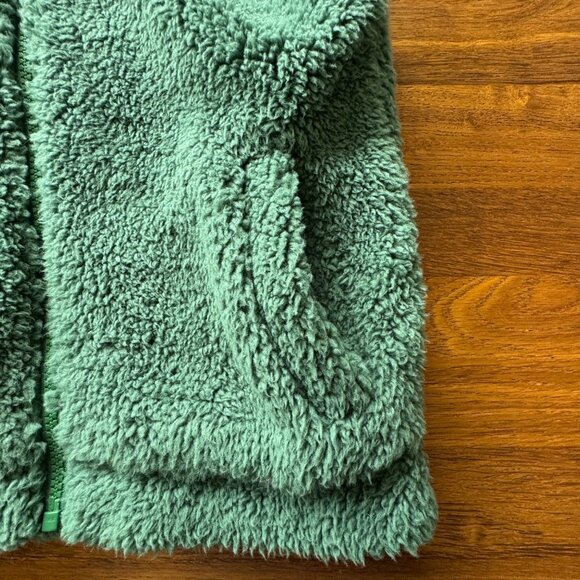 MINI BODEN Hooded Sherpa Vest Girls 6-7 122cm Green Faux Fur Floral Lining Hood - Picture 5 of 7